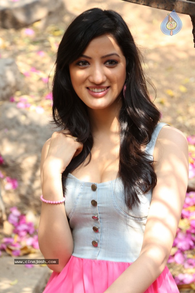 Richa Panai Latest Gallery - 1 / 99 photos
