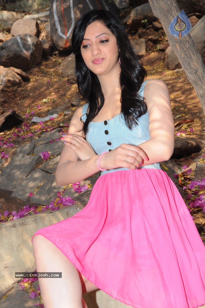 Richa Panai Latest Gallery - 66 / 99 photos