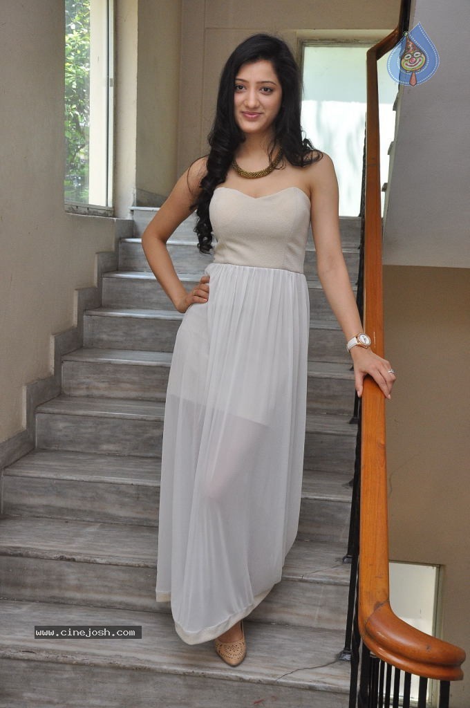 Richa Panai Latest Images - 30 / 89 photos