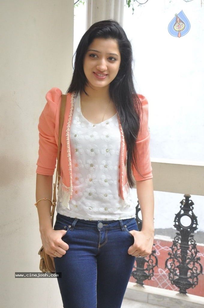 Richa Panai Latest Photos - 80 / 90 photos