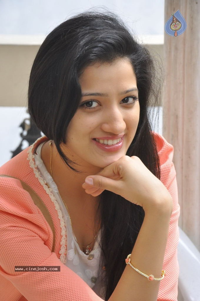Richa Panai Latest Photos - 87 / 90 photos