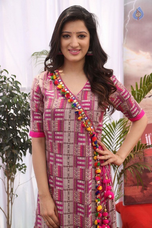 Richa Panai Latest Pics - 12 / 42 photos