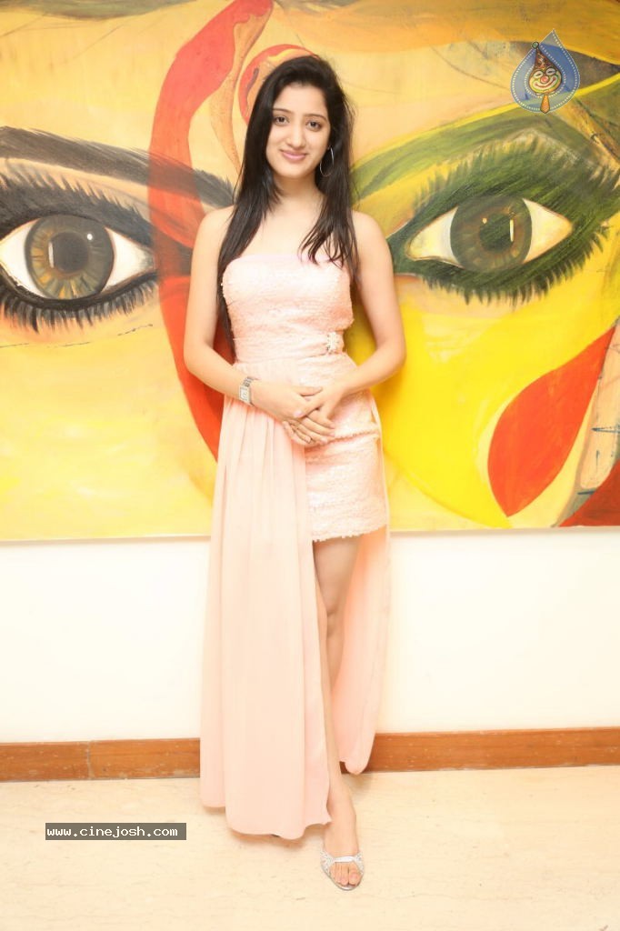 Richa Panai Latest Pics - 30 / 47 photos