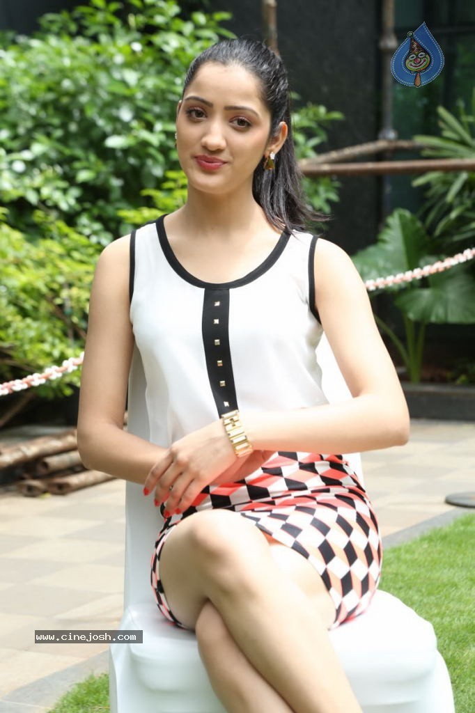 Richa Panai Latest Pics - 4 / 69 photos