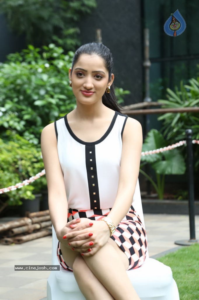 Richa Panai Latest Pics - 8 / 69 photos