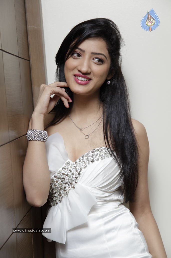 Richa Panai New Hot Stills - 44 / 44 photos