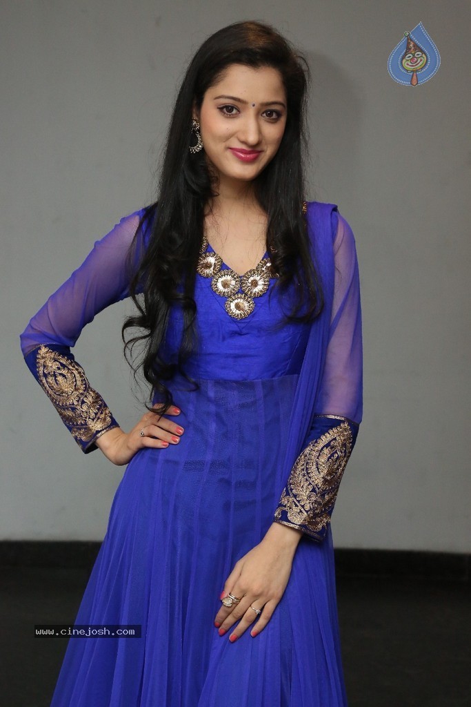 Richa Panai New Photos - 11 / 64 photos