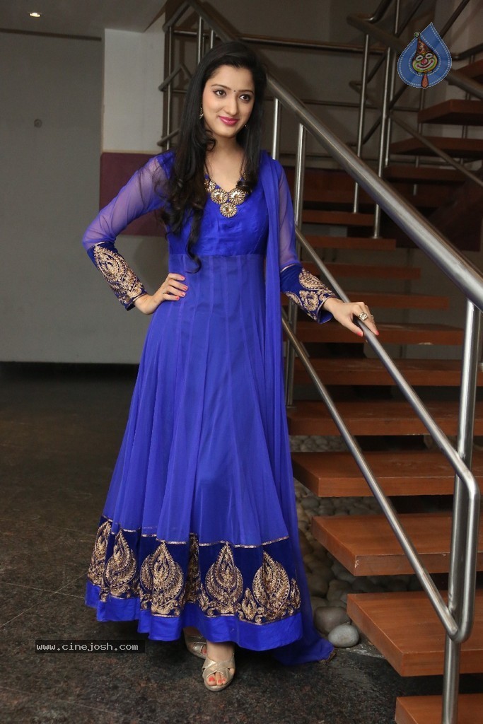 Richa Panai New Photos - 14 / 64 photos