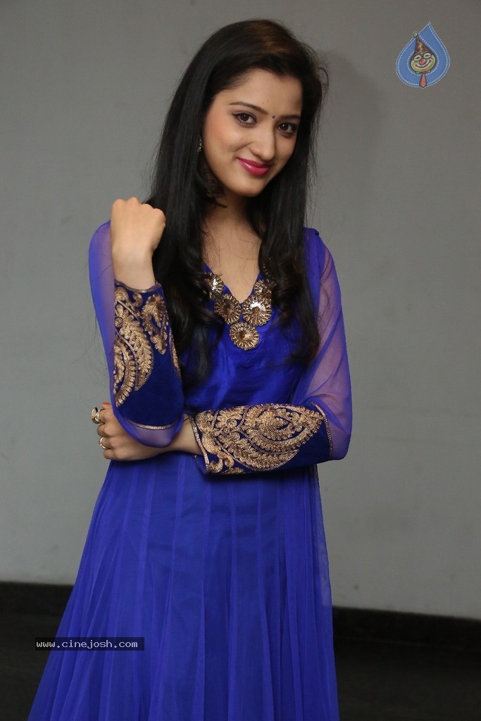 Richa Panai New Photos - 39 / 64 photos