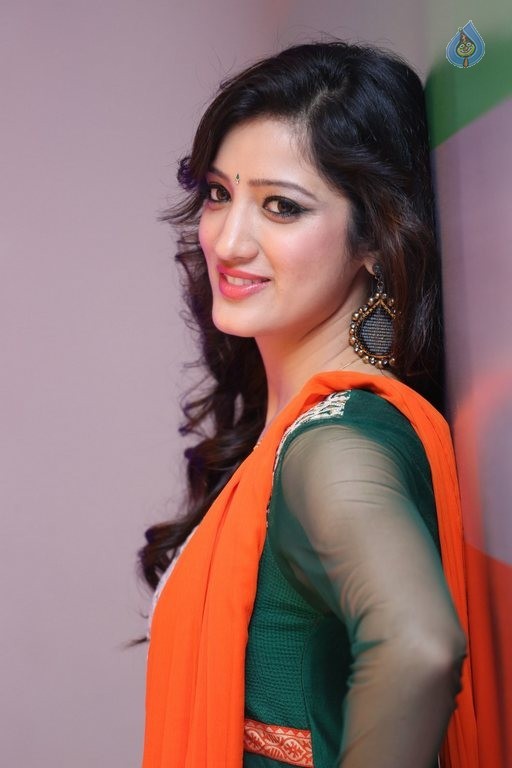 Richa Panai Pics - 14 / 36 photos