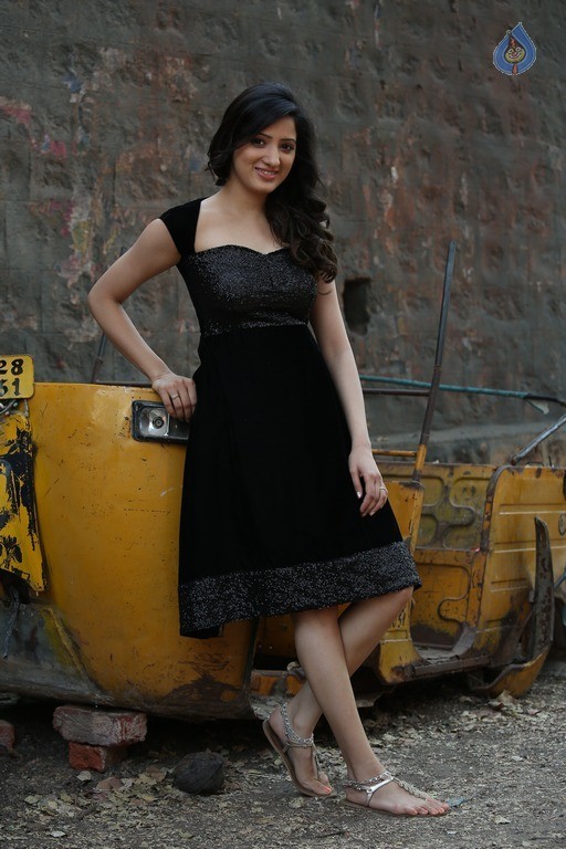 Richa Panai Pics In Rakshaka Bhatudu - 21 / 21 photos