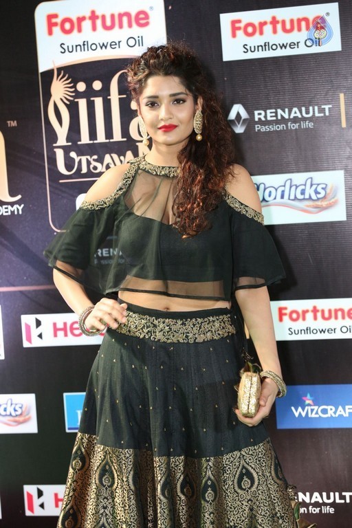 Ritika Singh Images at IIFA Utsavam 2017 - 5 / 21 photos