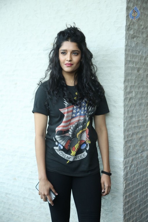Ritika Singh Latest Photos - 14 / 34 photos
