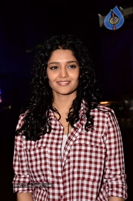 Ritika Singh Photos - 6 / 29 photos