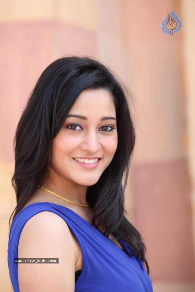 Ritu Barmecha New Pics - 32 / 53 photos