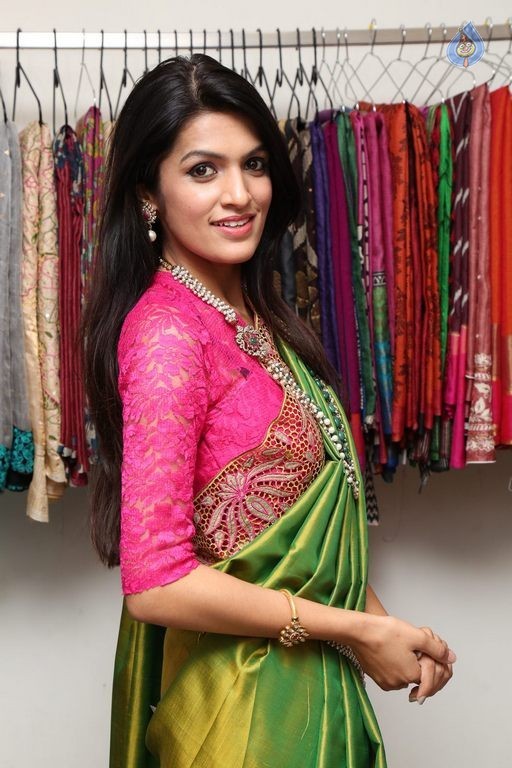 Ritu Biradar Images  - 11 / 38 photos