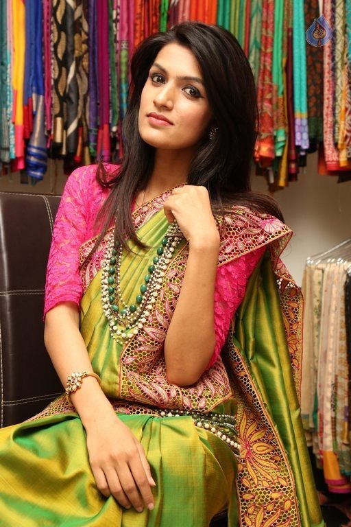 Ritu Biradar Images  - 14 / 38 photos