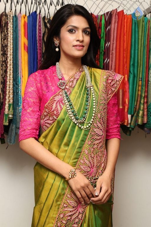 Ritu Biradar Images  - 21 / 38 photos