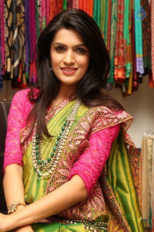 Ritu Biradar Images  - 24 / 38 photos