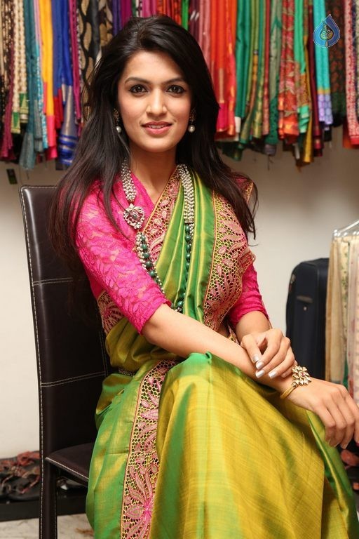 Ritu Biradar Images  - 29 / 38 photos