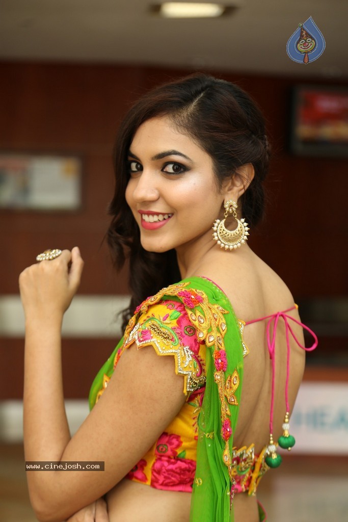 Ritu Varma Cute Stills - 20 / 120 photos