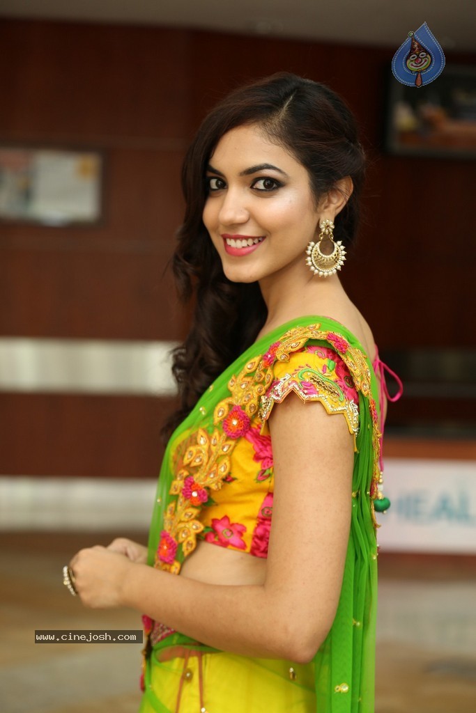 Ritu Varma Cute Stills - 26 / 120 photos