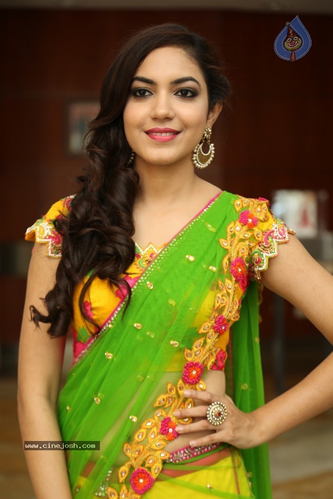 Ritu Varma Cute Stills - 41 / 120 photos