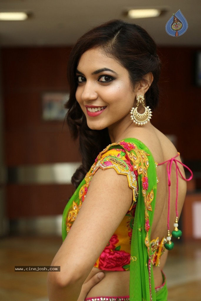 Ritu Varma Cute Stills - 60 / 120 photos