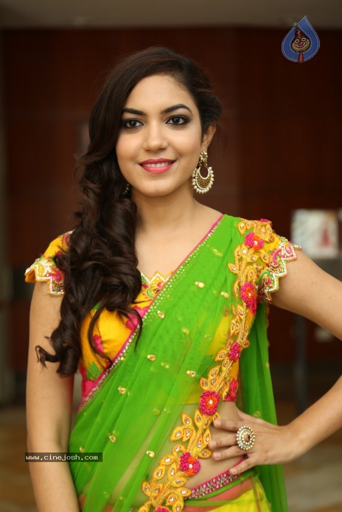 Ritu Varma Cute Stills - 103 / 120 photos