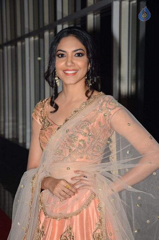 Ritu Varma Latest Photos - 34 / 40 photos