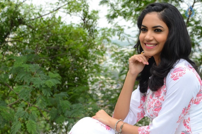 Ritu Varma Latest Pics - 22 / 32 photos