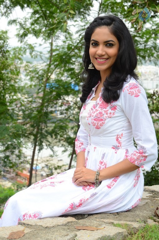 Ritu Varma Latest Pics - 28 / 32 photos