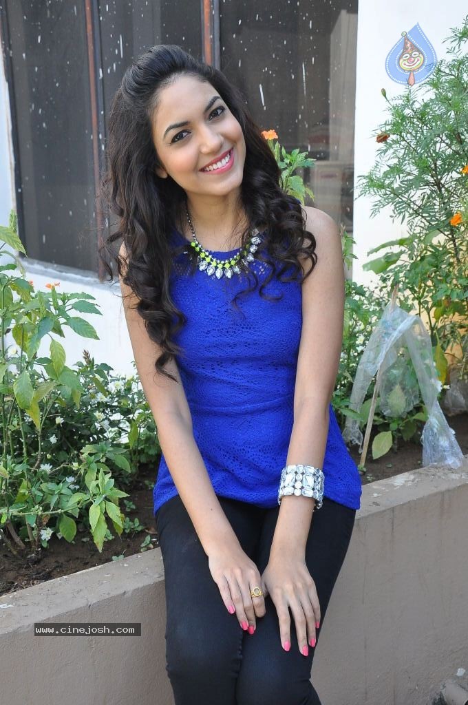 Ritu Varma New Images - 27 / 62 photos