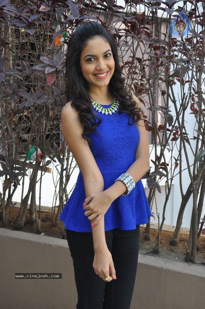 Ritu Varma New Images - 34 / 62 photos