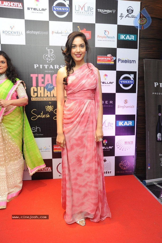 Ritu Varma New Images - 29 / 32 photos