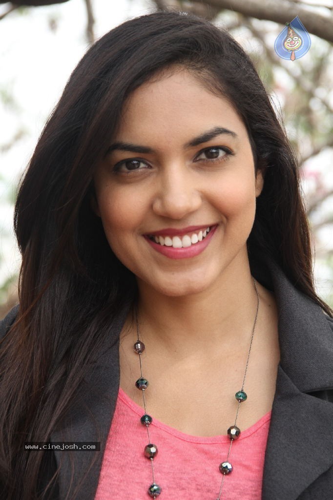 Ritu Varma New Photos - 10 / 61 photos