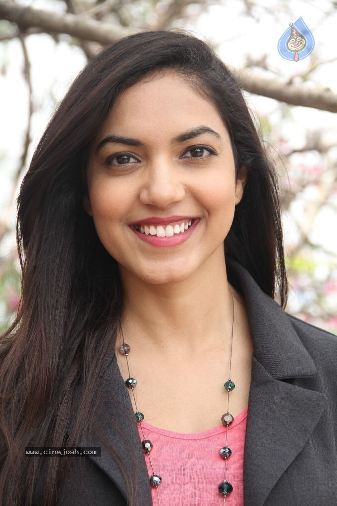 Ritu Varma New Photos - 23 / 61 photos