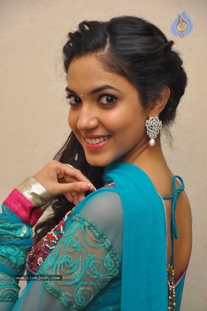 Ritu Varma New Pics - 38 / 49 photos