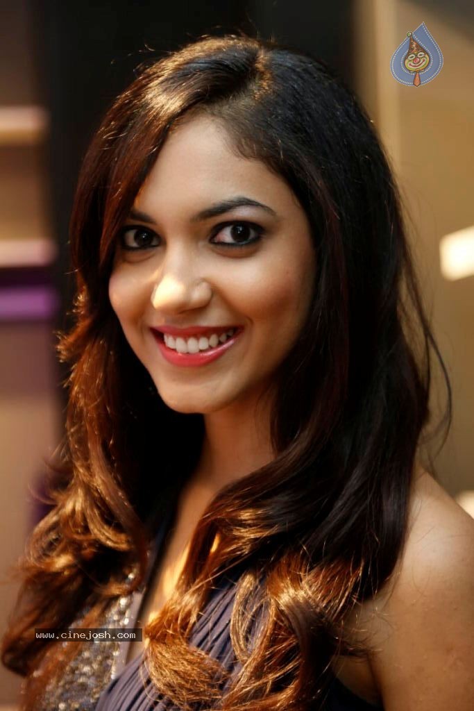 Ritu Varma New Stills - 13 / 47 photos