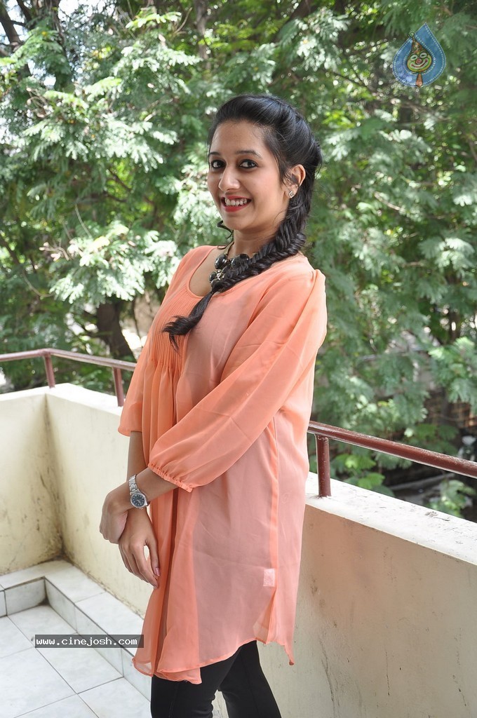 Riya Stills - 8 / 60 photos