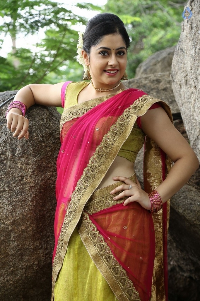Ronica Singh Latest Photos - 11 / 42 photos