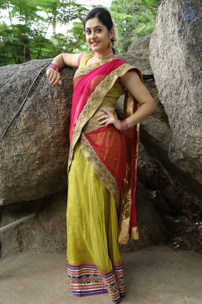 Ronica Singh Latest Photos - 38 / 42 photos