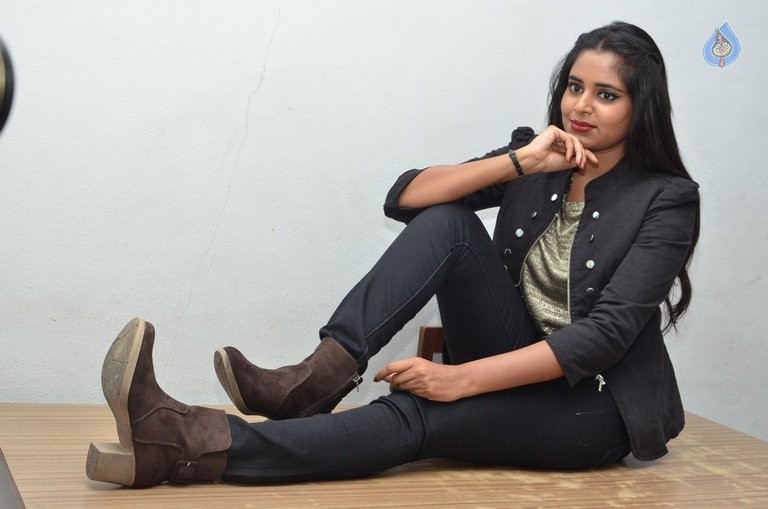 Roopa Reddy New Photos - 14 / 42 photos