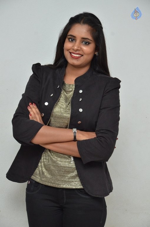 Roopa Reddy New Photos - 29 / 42 photos