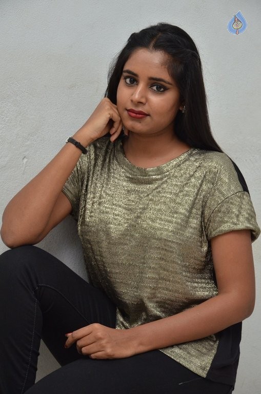 Roopa Reddy New Photos - 38 / 42 photos
