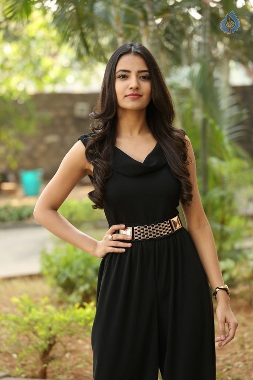 Rukhsar Mir New Photos - 10 / 30 photos