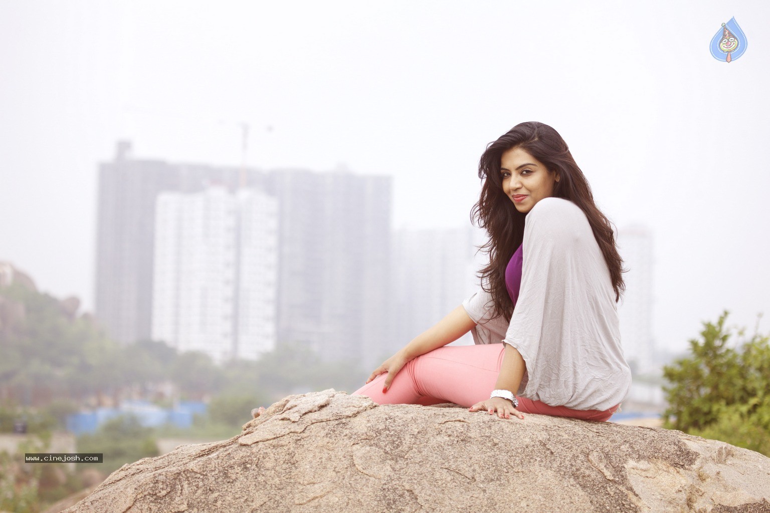Saasha Gopinath Photo Shoot - 21 / 36 photos