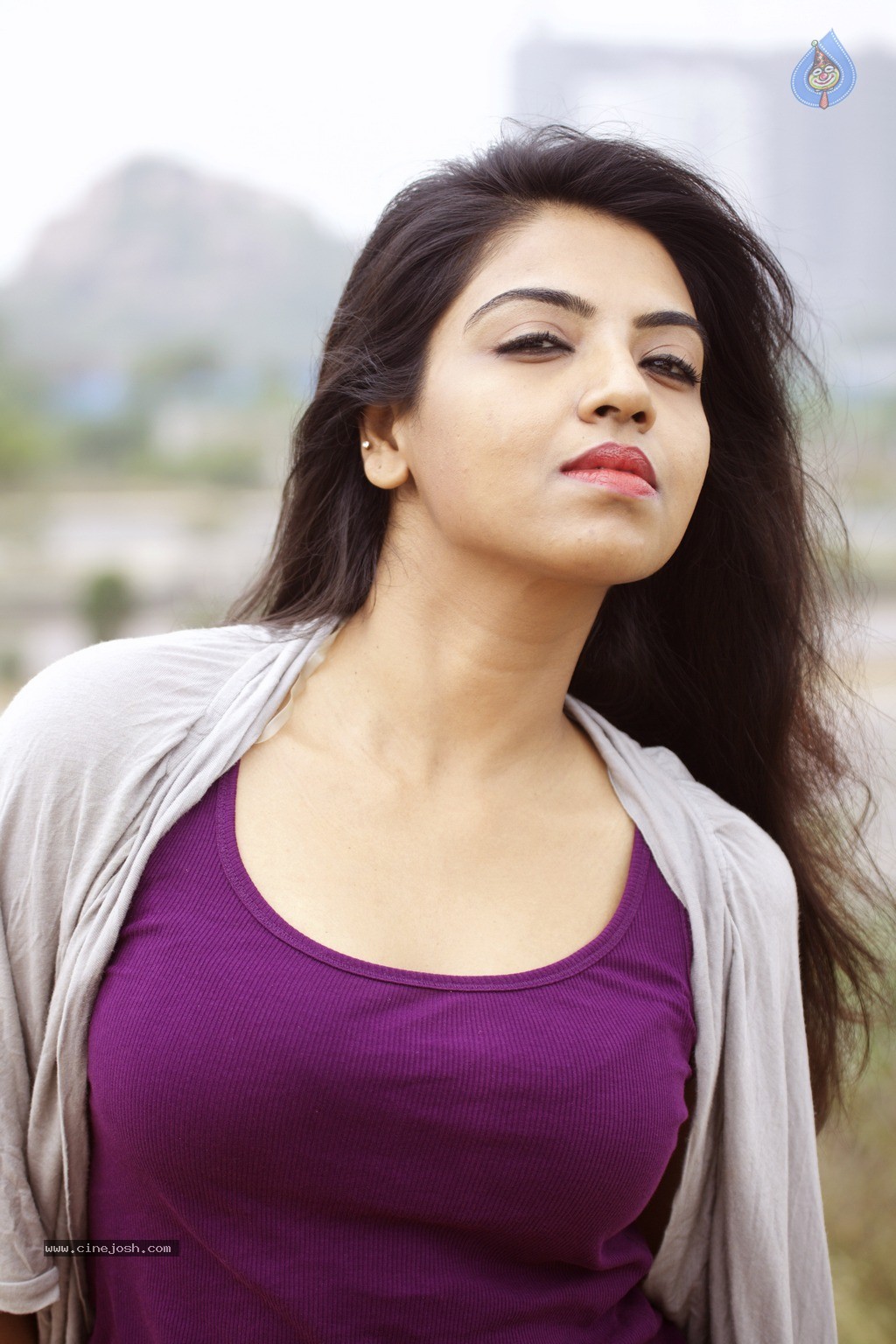 Saasha Gopinath Photo Shoot - 24 / 36 photos