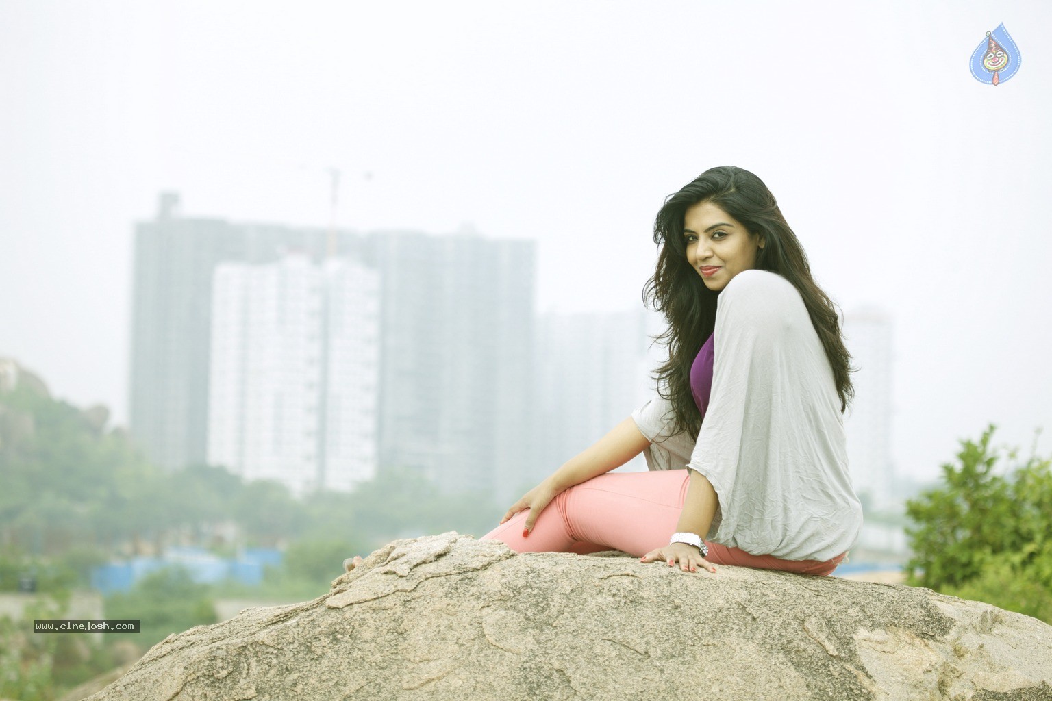 Saasha Gopinath Photo Shoot - 29 / 36 photos
