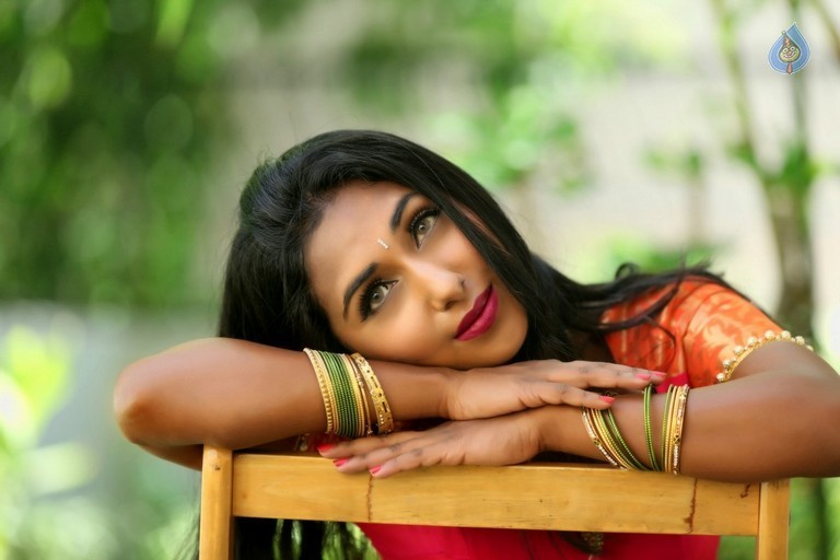 Sabby Jey New Photos - 15 / 33 photos